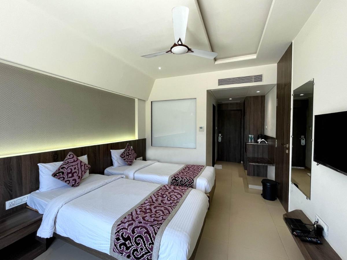 Hotel Grand Parivaar Igatpuri Εξωτερικό φωτογραφία
