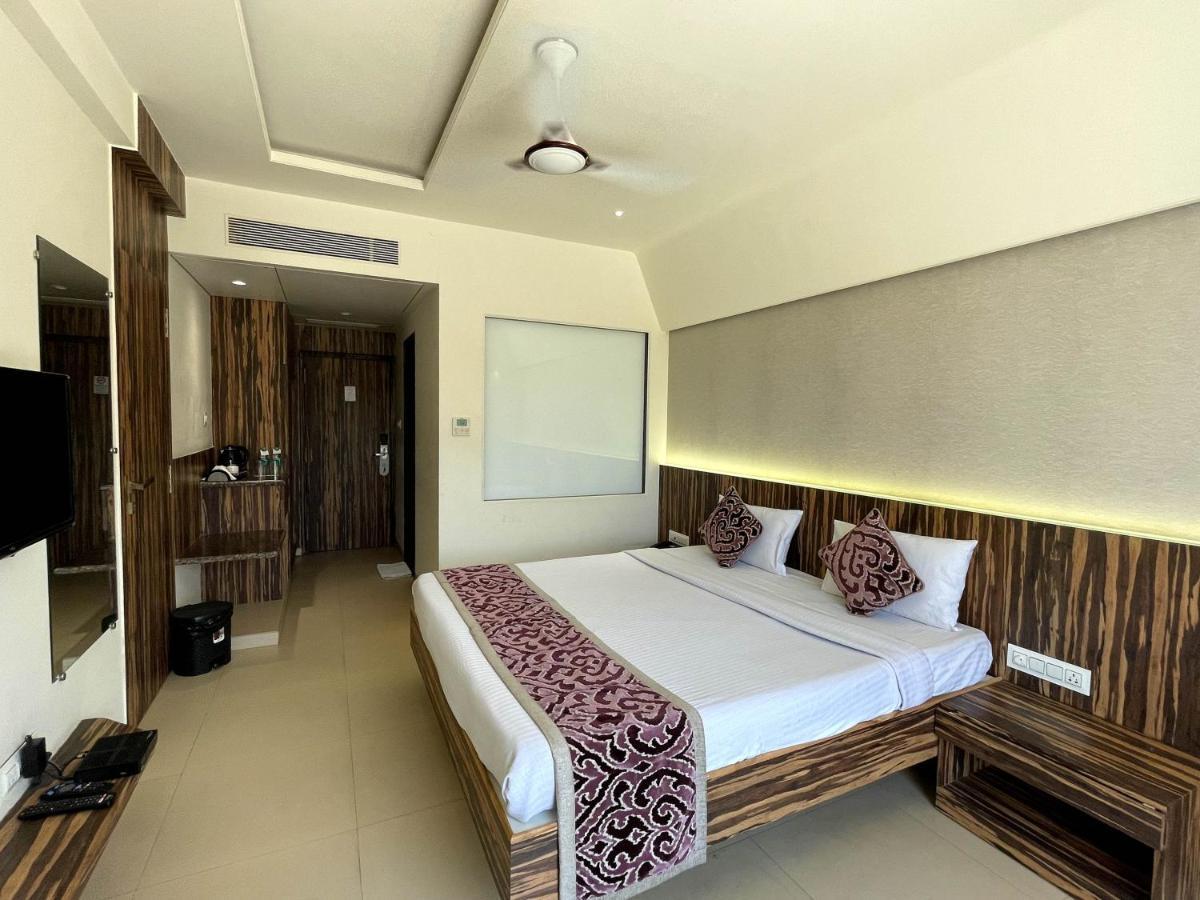 Hotel Grand Parivaar Igatpuri Εξωτερικό φωτογραφία