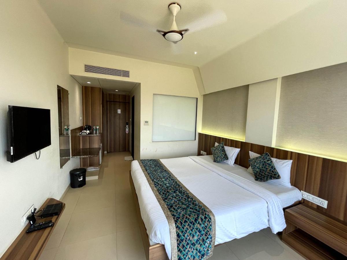 Hotel Grand Parivaar Igatpuri Εξωτερικό φωτογραφία